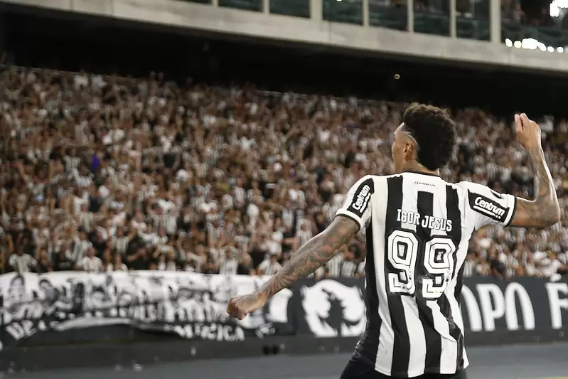 Igor Jesus em Botafogo x Universidad de Chile pela Conmebol Libertadores no Estadio Nilton Santos