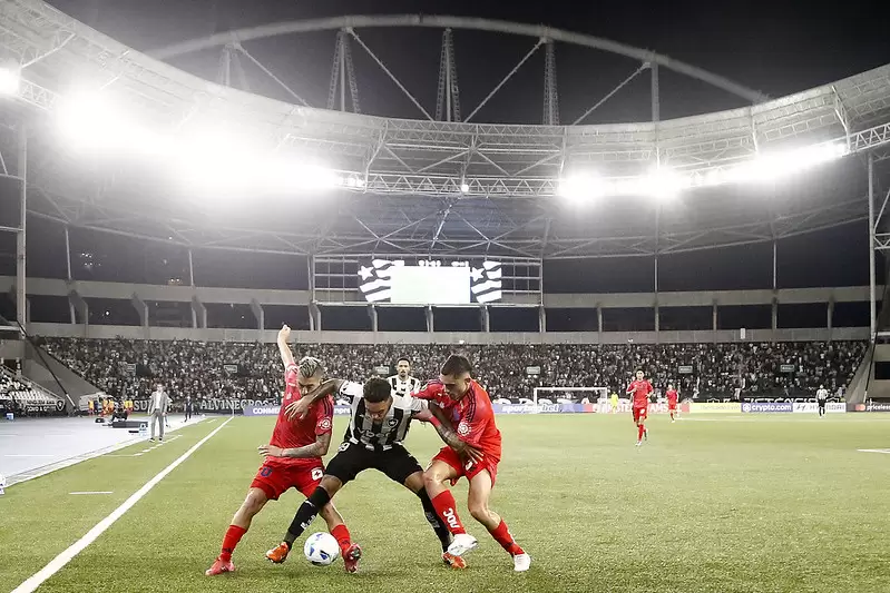 Igor Jesus em Botafogo x Universidad de Chile pela Conmebol Libertadores no Estadio Nilton Santos