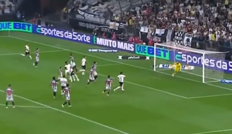 Gol de Romero em Corinthians x Atlético-MG na 33ª rodada do Brasileirão 2023. Foto: Reprodução/Premiere