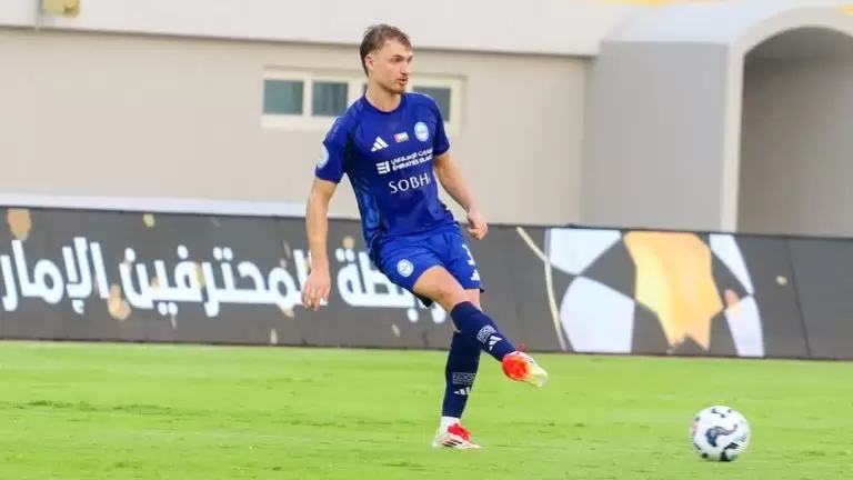 Gustavo Mueller, zagueiro brasileiro do Al-Nasr. Foto: Divulgação/Al-Nasr