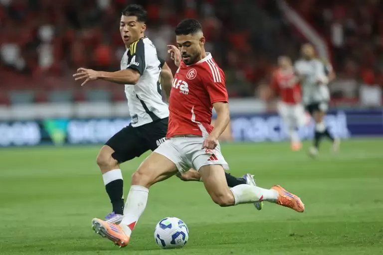 Internacional x Atlético MG pelo Brasileirão 2025