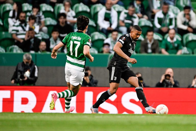 Juventus segura o empate diante do Sporting e garante a classificação para a semifinal da Liga Europa