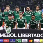 Jogadores do Palmeiras antes da partida contra a LDU pela Libertadores 2025
