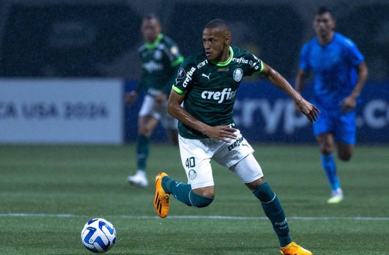 Palmeiras acerta venda milionária de Jhon Jhon para o RB Bragantino - veja os detalhes