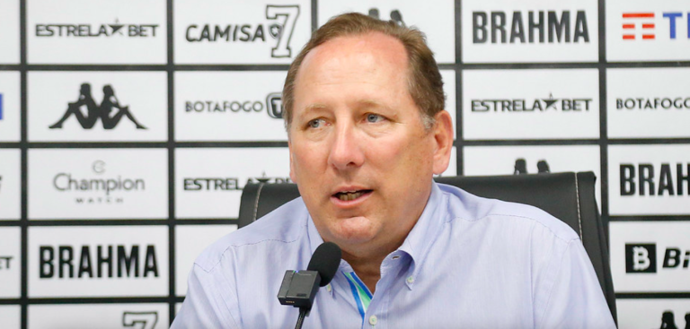 Dono da SAF do Botafogo, John Textor