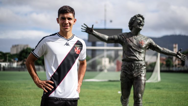 Veja os números de Sforza, anunciado oficialmente pelo Vasco