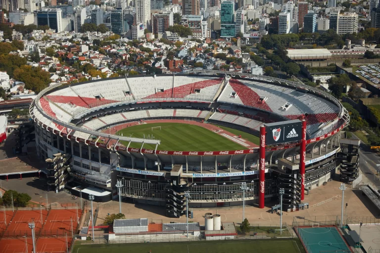 Estádio Monumental de Nuñez, do River Plate, em Buenos Aires, Argentina. Foto: David Wall/Alamy Stock Photo