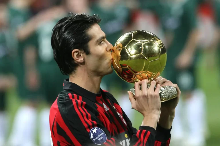 Kaká foi o Bola de Ouro na temporada 2007 (Foto: Icon Sport)