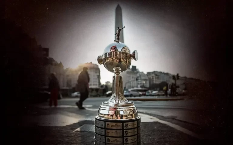 Troféu da Libertadores 2024