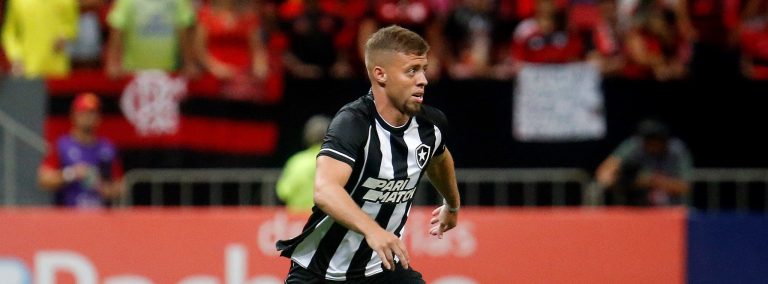 Lucas Fernandes, do Botafogo