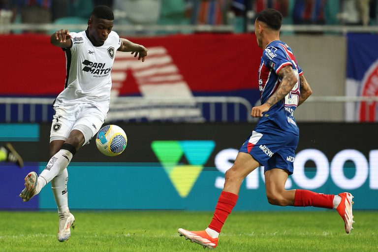 Luiz Henrique em Bahia x Botafogo pelo Campeonato Brasileiro no Estadio Arena Fonte Nova