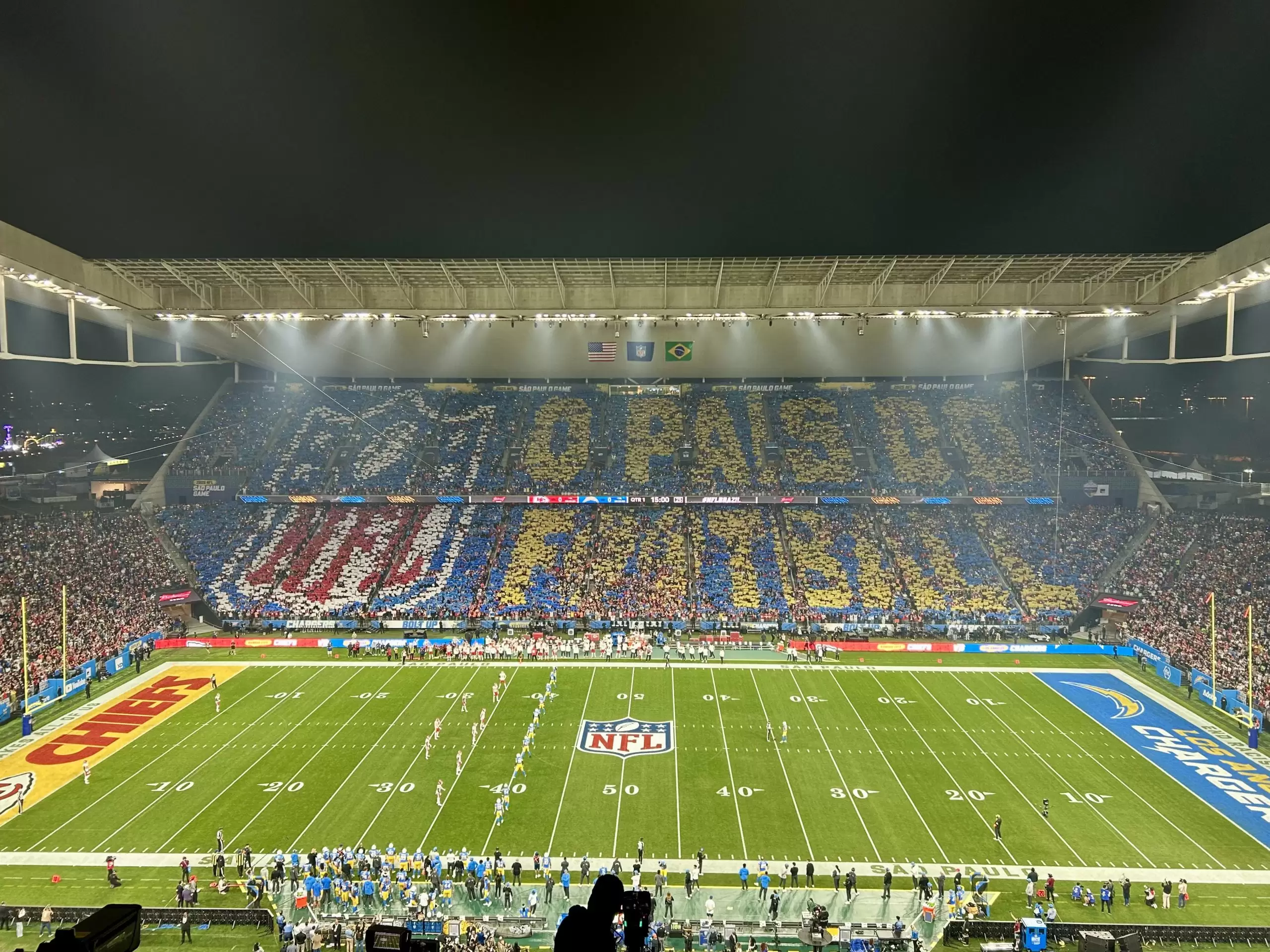 Mosaíco da NFL na Neo Química Arena