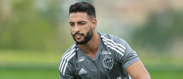 Nathan Silva com a camisa do Atlético-MG