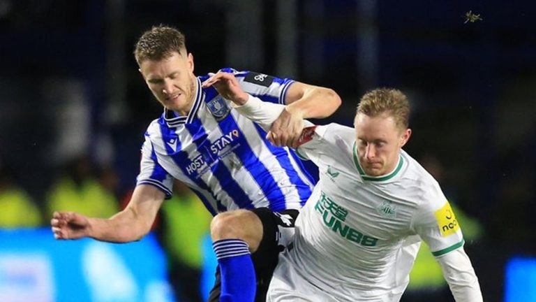 Bruno Guimarães diminuiu para o Newcastle na derrota para o Sheffield Wednesday por 2 a 1