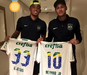 Neymar com a camisa do Palmeiras