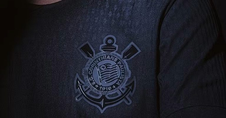 Nova camisa do Corinthians fez sucesso nas vendas na versão jogador