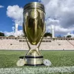 O troféu da Copa São Paulo de Futebol Feminino Júnior, a Copinha
