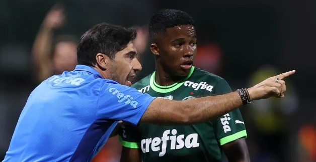 Endrick e Abel Ferreira, do Palmeiras