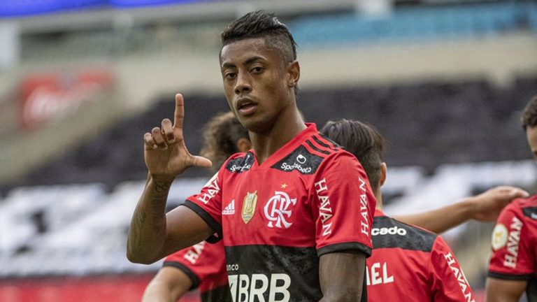 Palmeiras vai com tudo para fechar com Bruno Henrique