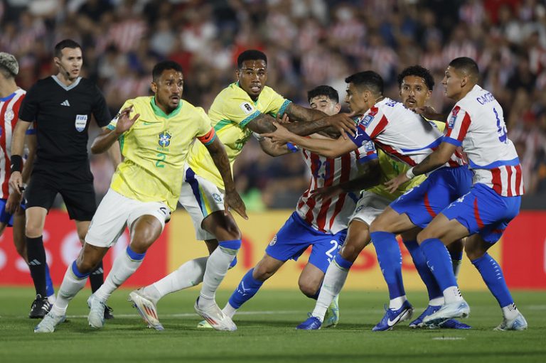 Paraguai x Brasil pela Eliminatória Sul-Americana 2026 no Estádio Defensores Del Chaco