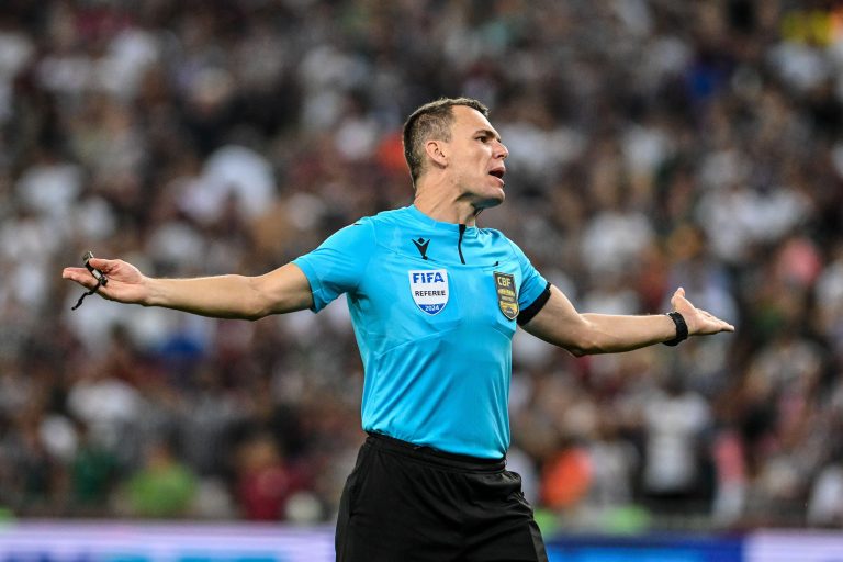 Paulo Cesar Zanovelli da Silva (FIFA) arbitro do jogo entre Fluminense x São Paulo pelo Brasileirão