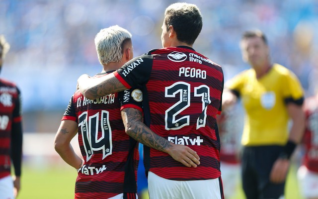 Pedro e Arrascaeta pelo Flamengo