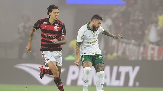 Pedro e Zé Rafael em Flamengo 2 x 0 Palmeiras pelo jogo de ida da Copa do Brasil