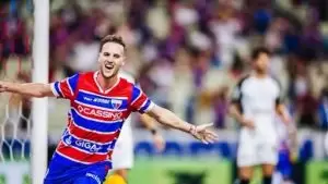 Pochettino em Fortaleza x Corinthians pelo Brasileirão 2025