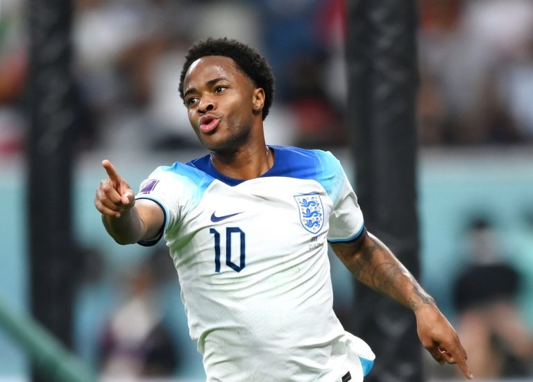 Aviso de Sterling para a Inglaterra: "Não voltarei à Copa do Mundo até que minha família esteja segura”