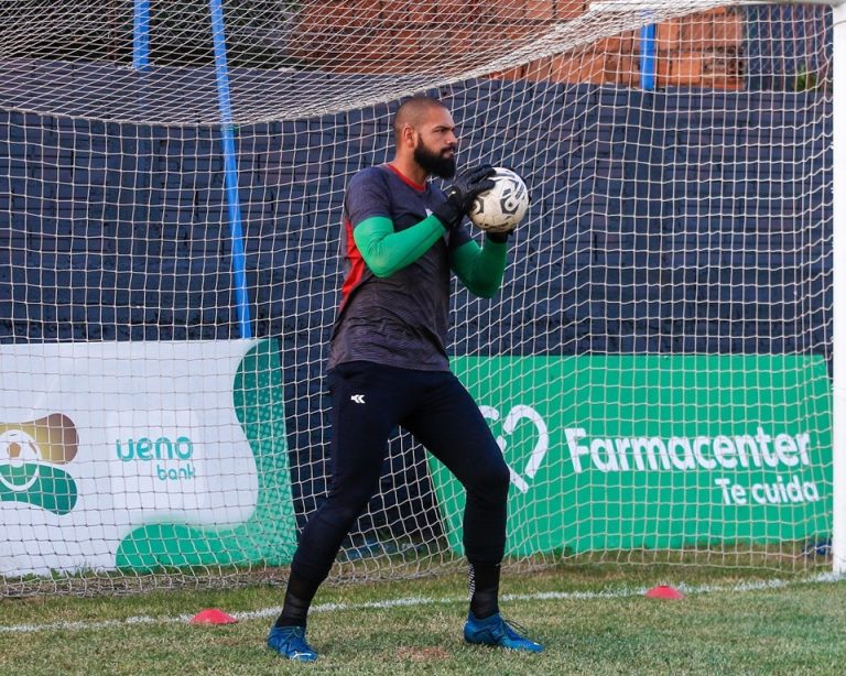 Rhuan dos Santos joga no San Lorenzo, do Paraguai