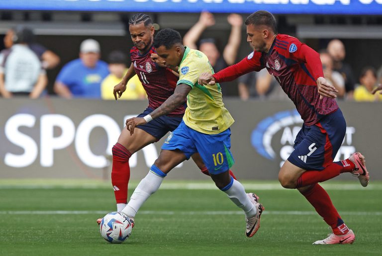 Rodrygo em Brasil 0 x 0 Costa Rica pela Copa América 2024 no Sofi Stadium no dia 24 de junho