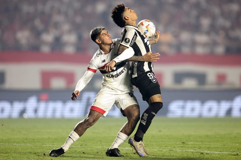 São Paulo x Botafogo pela Copa Conmebol Libertadores no Estadio Morumbis