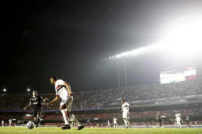 Sao Paulo x Botafogo pelo Campeonato Brasileiro 2025