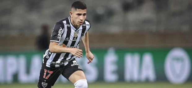 Savarino, com a camisa do Atlético-MG