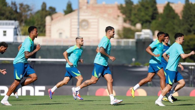 Al-Nassr entra na briga com Manchester City por titular da Seleção Brasileira