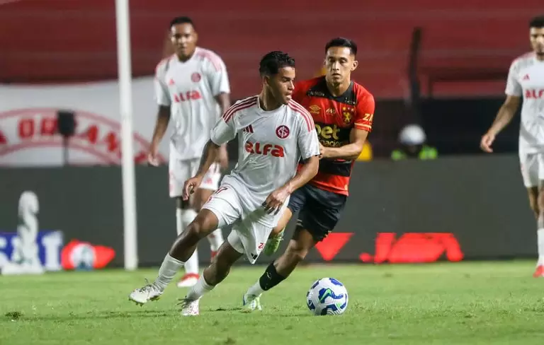 Sport x Internacional pelo Brasileirão 2025