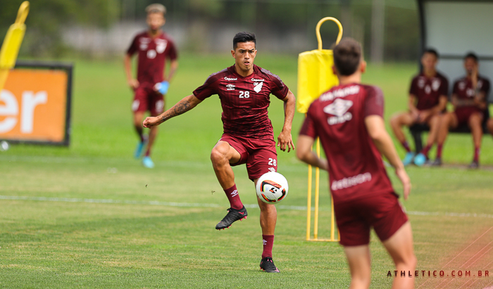 Athletico Paranaense não conta com cinco atletas, expulsos, para partida contra Cianorte nesta quarta (8). Foto: José Tramontin/athletico.com.br