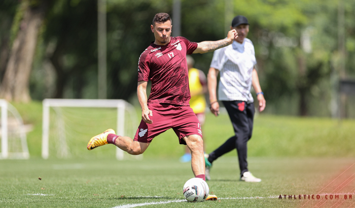 Athletico Paranaense estreia no Estadual neste sábado (14), diante do Rio Branco. Foto: José Tramontin/athletico.com.br