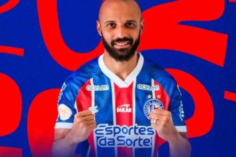 Thaciano renovou contrato com o Bahia