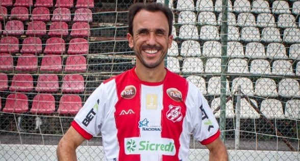 Thiago Ribeiro é anunciado como reforço do Democrata-SL para o Campeonato Mineiro