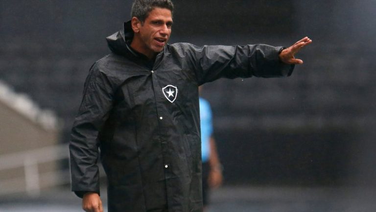 Técnico do Botafogo na Copinha afirma: “Daremos nosso 100% e sonhamos com o título”