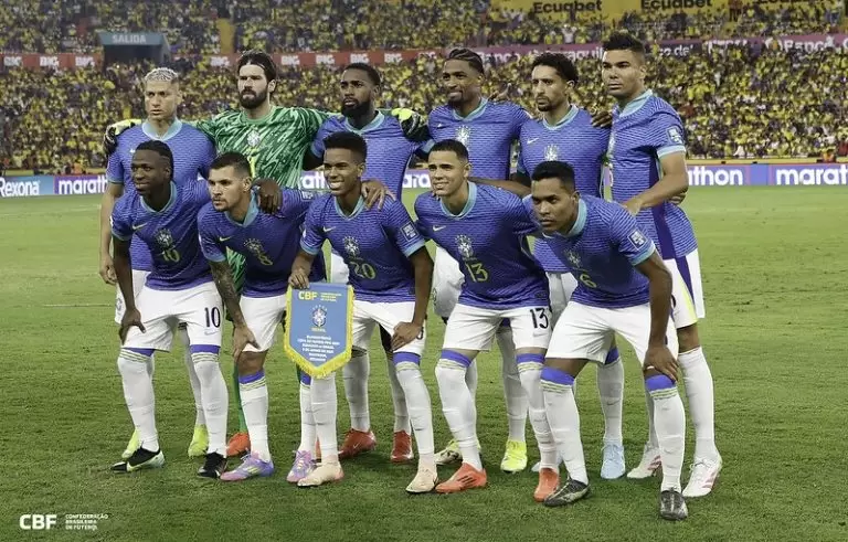 Titulares da seleção brasileira em Equador x Brasil