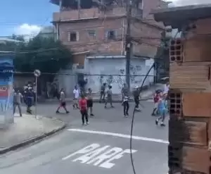 Torcedores estavam em uma rua do bairro Boa Vista, na Região Leste de BH