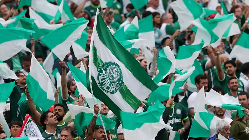 Torcida do Palmeiras, em jogo contra o Porto, pela Copa Mundial de Clubes da FIFA
