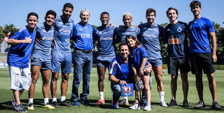 Treino do Cruzeiro com Piazza