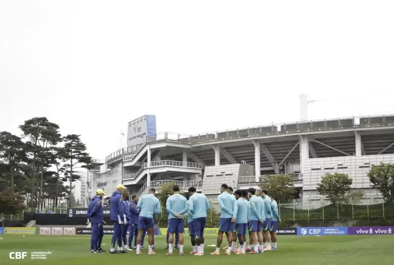 Treino da Seleção Brasileira no Goyang Stadium, em Seul