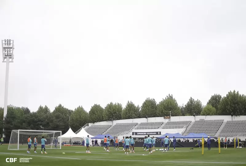 Treino da Seleção Brasileira no Goyang Stadium, em Seul