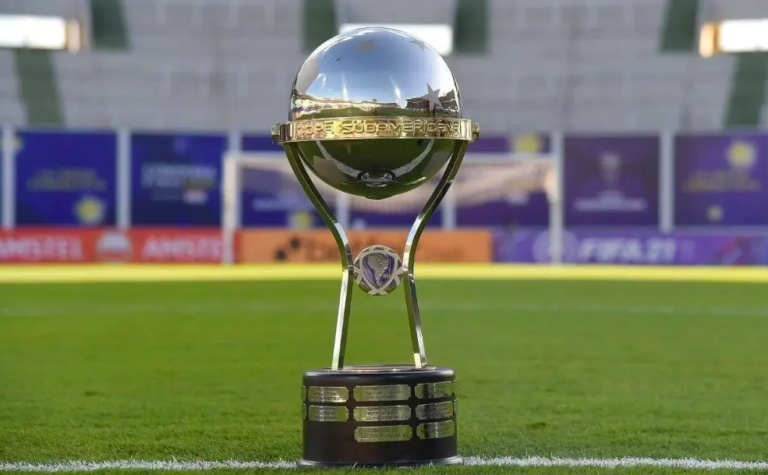 Troféu da Copa Sul-Americana