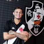 Adson se machuca e vira desfalque no Vasco