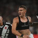Vegetti comemora gol na semifinal da Copa do Brasil